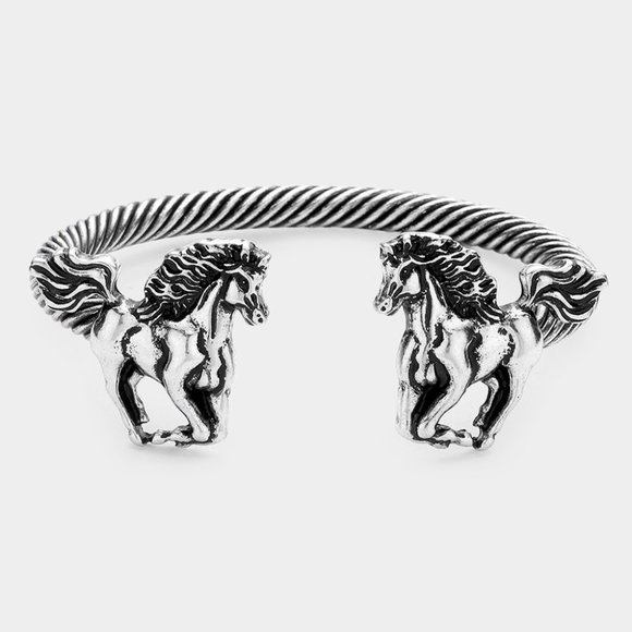 Jewelry - NWT Running Horse Twisted Antique Silver Metal Cuff Bracelet